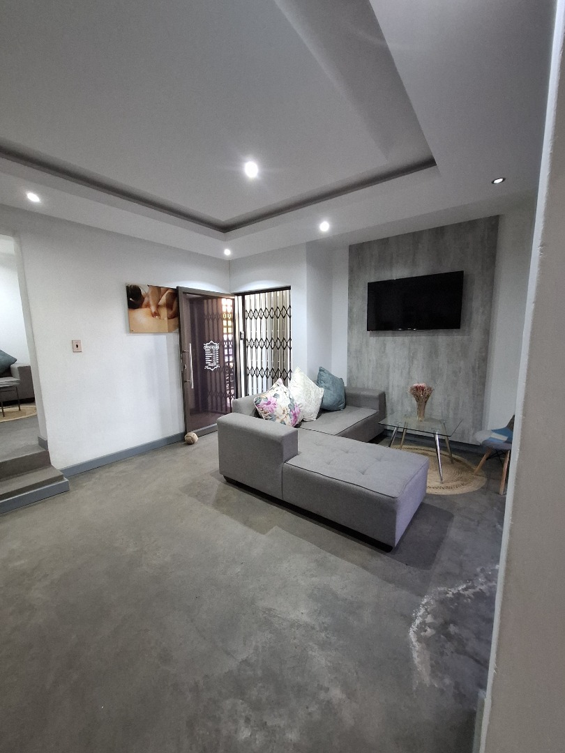 Waiting area 1