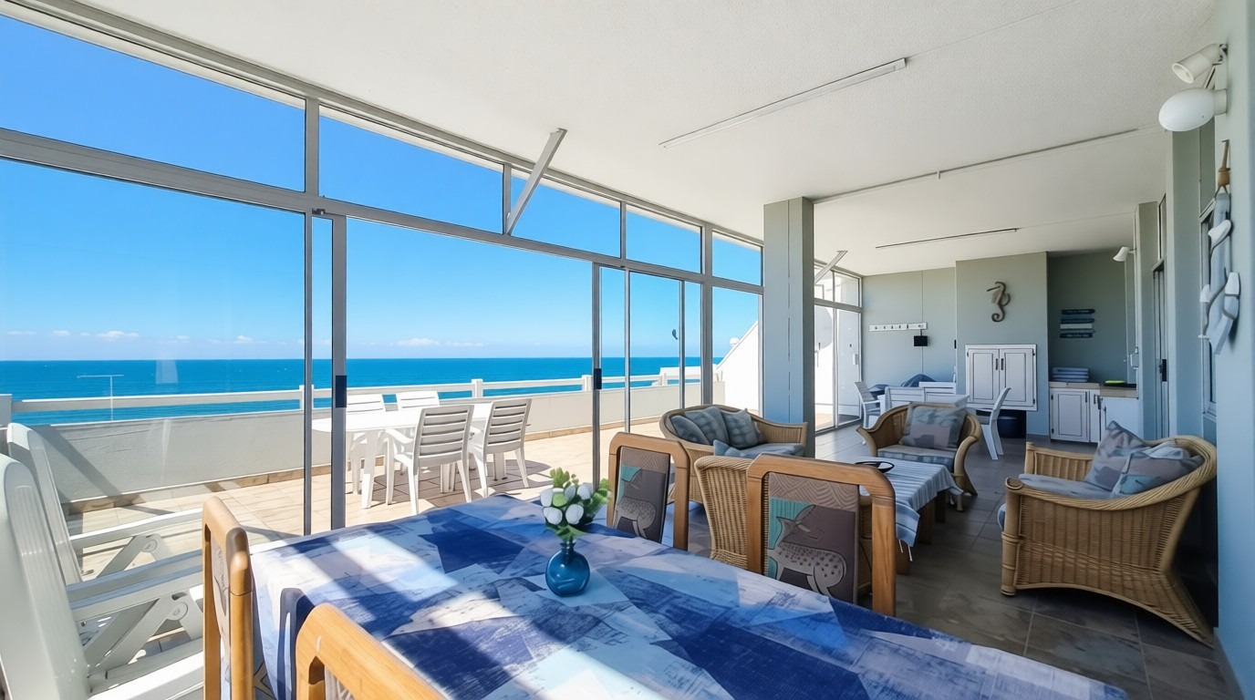 3 Bedroom Apartment for Sale in Manaba Beach in Manaba Beach