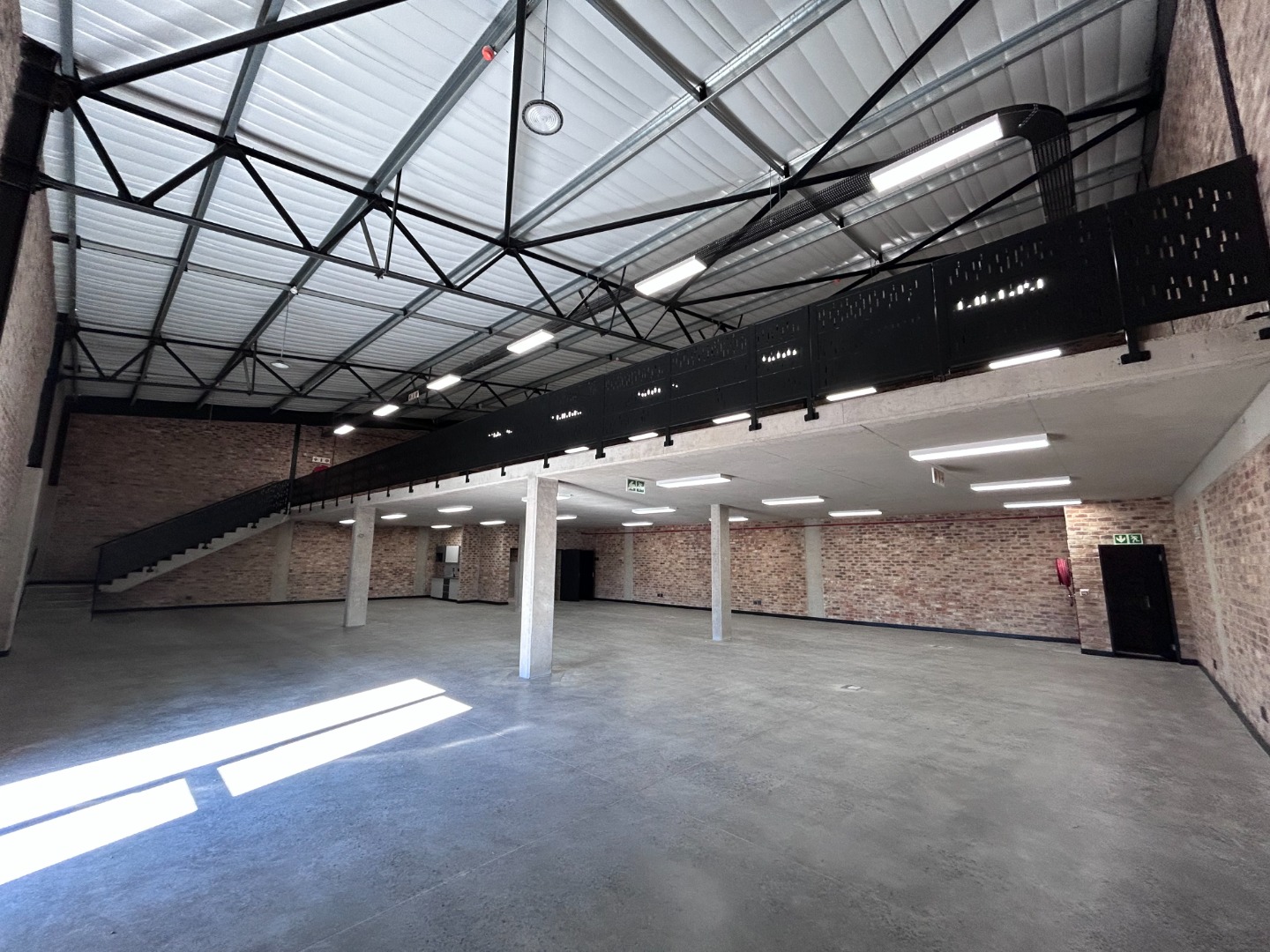 Warehouse To Rent In Riversands Midrand
