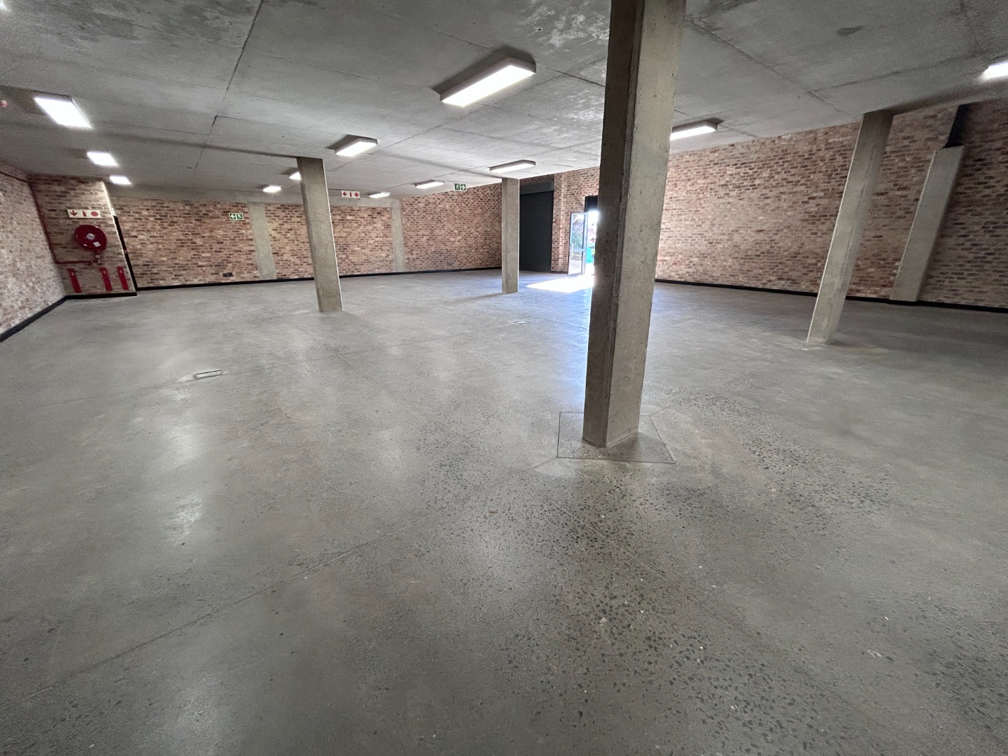 Riversands Warehouse To Rent
